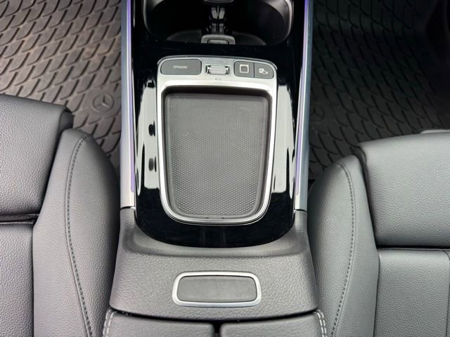Used 2026 Mercedes-Benz GLB 250 4MATIC image 15