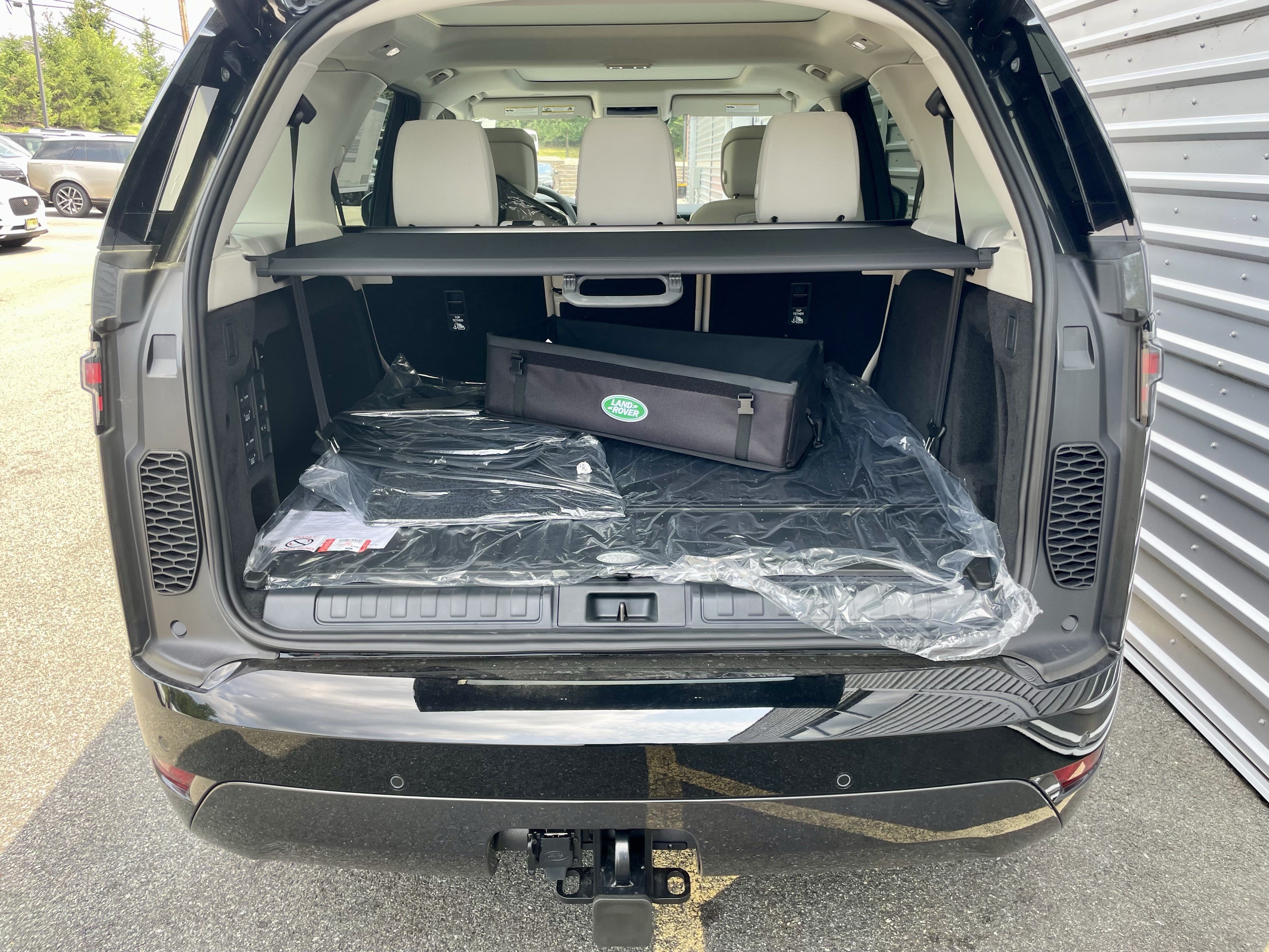 New 2026 Land Rover Discovery Dynamic SE AWD/4WD image 41