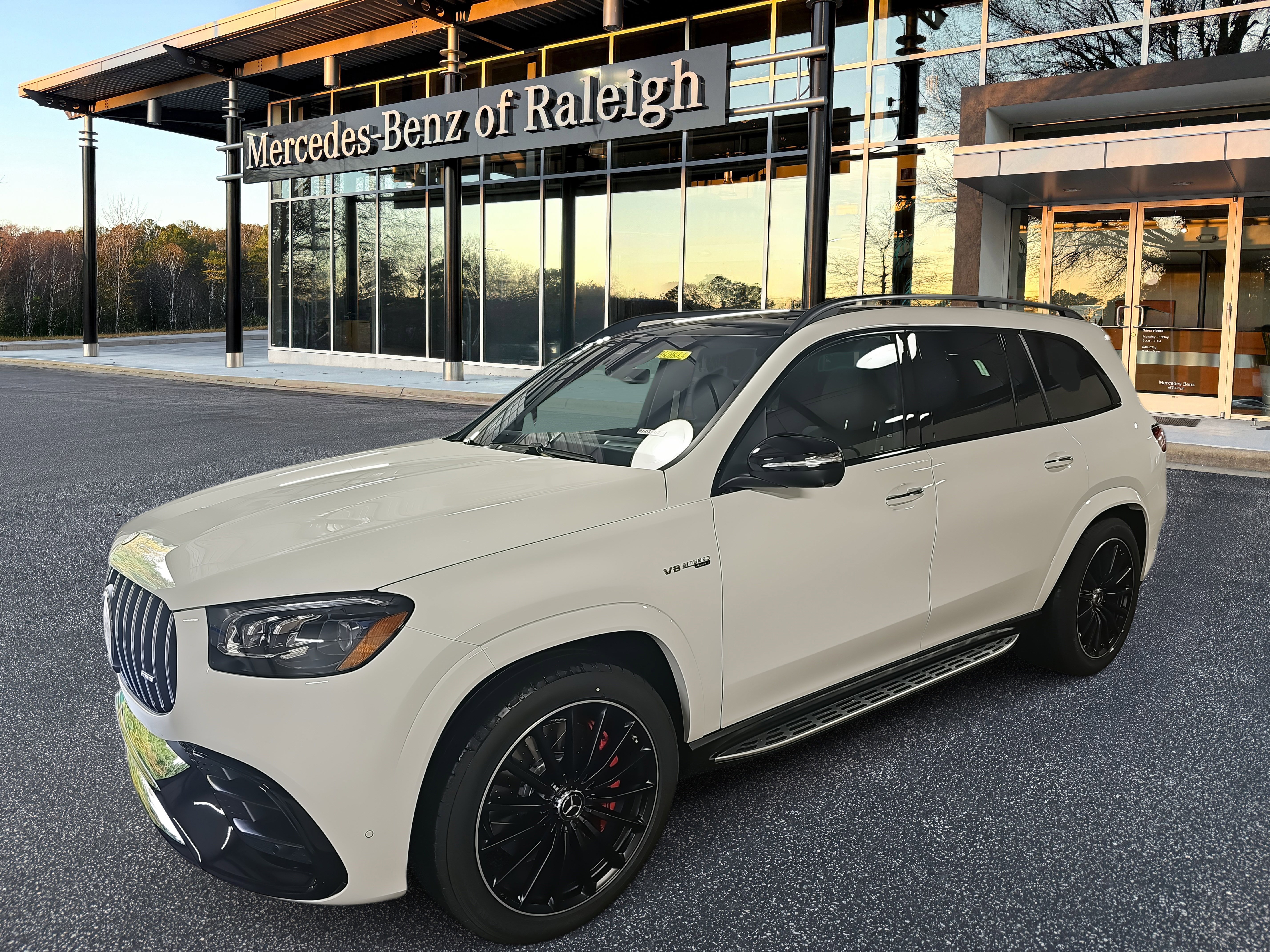 New 2026 Mercedes-Benz GLS 63 AMG 4MATIC image 1