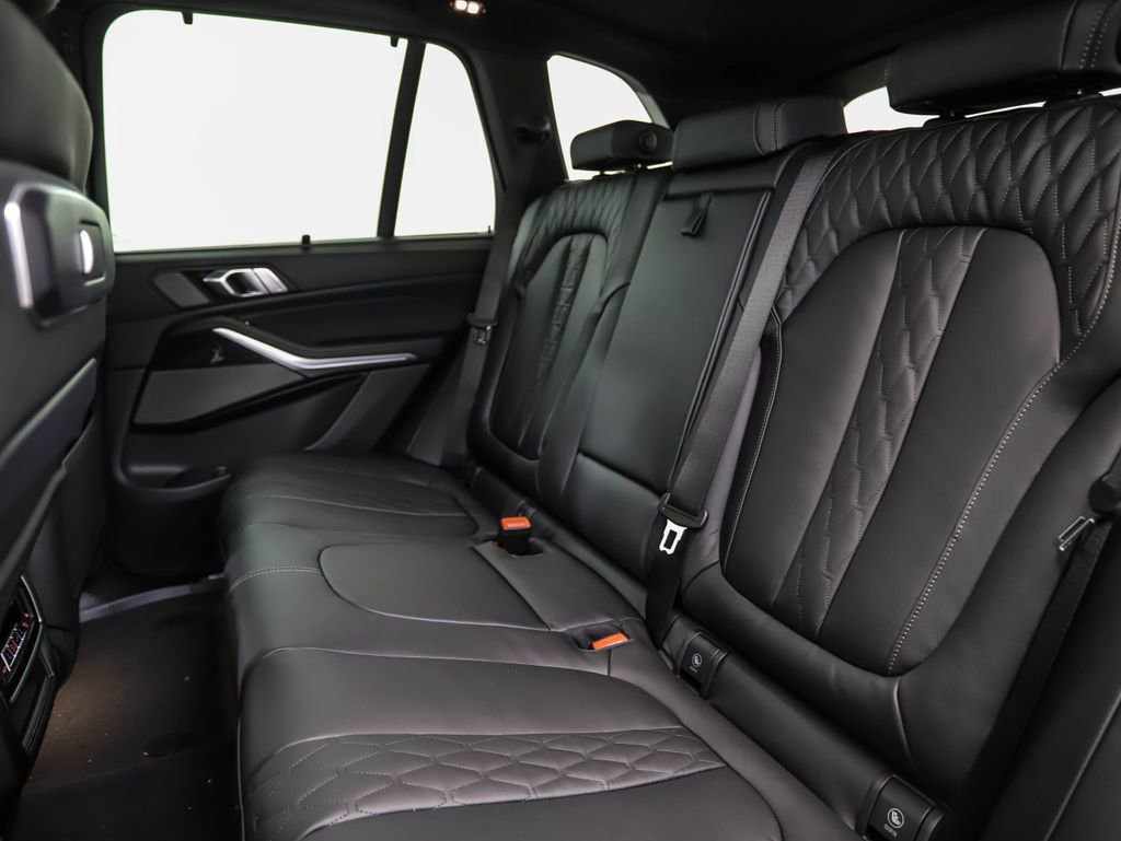 New 2026 BMW X5 M60i image 22