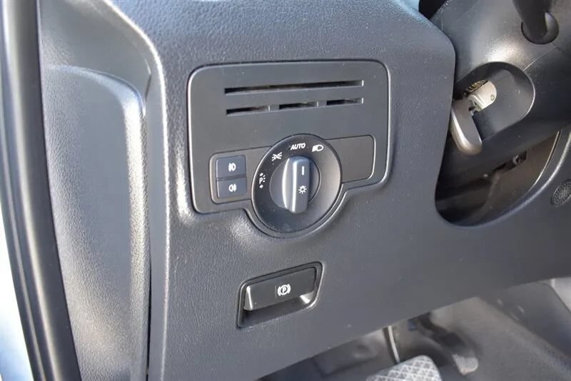 Used 2020 Mercedes-Benz Metris image 17