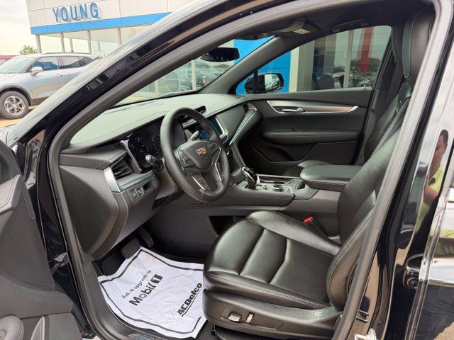 Certified 2024 Cadillac XT5 Luxury AWD/4WD image 14