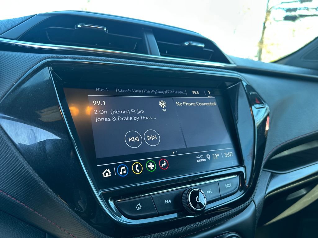 Used 2023 Chevrolet TrailBlazer RS w/ Convenience Package AWD/4WD image 9