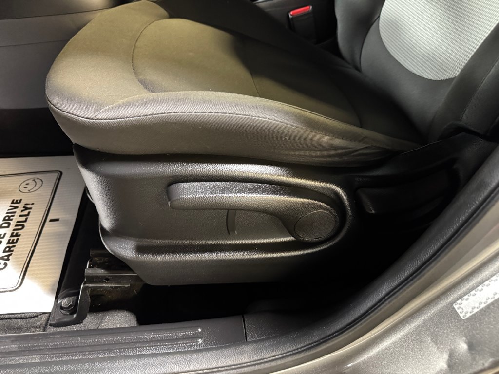 Used 2016 Kia Soul FWD image 13
