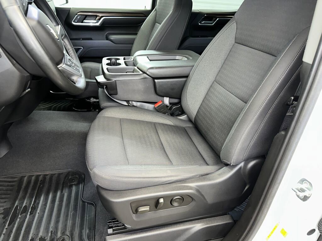 Used 2023 Chevrolet Silverado 1500 LT image 5