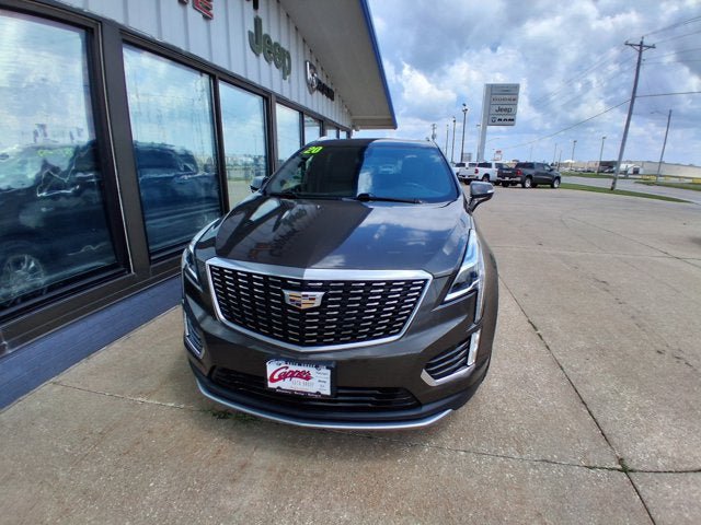 Used 2020 Cadillac XT5 Premium Luxury AWD/4WD image 2