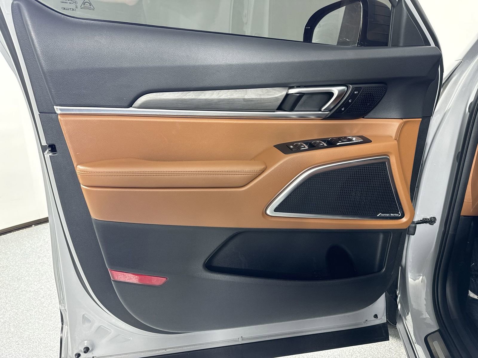 Used 2023 Kia Telluride SX Prestige X-Pro image 21