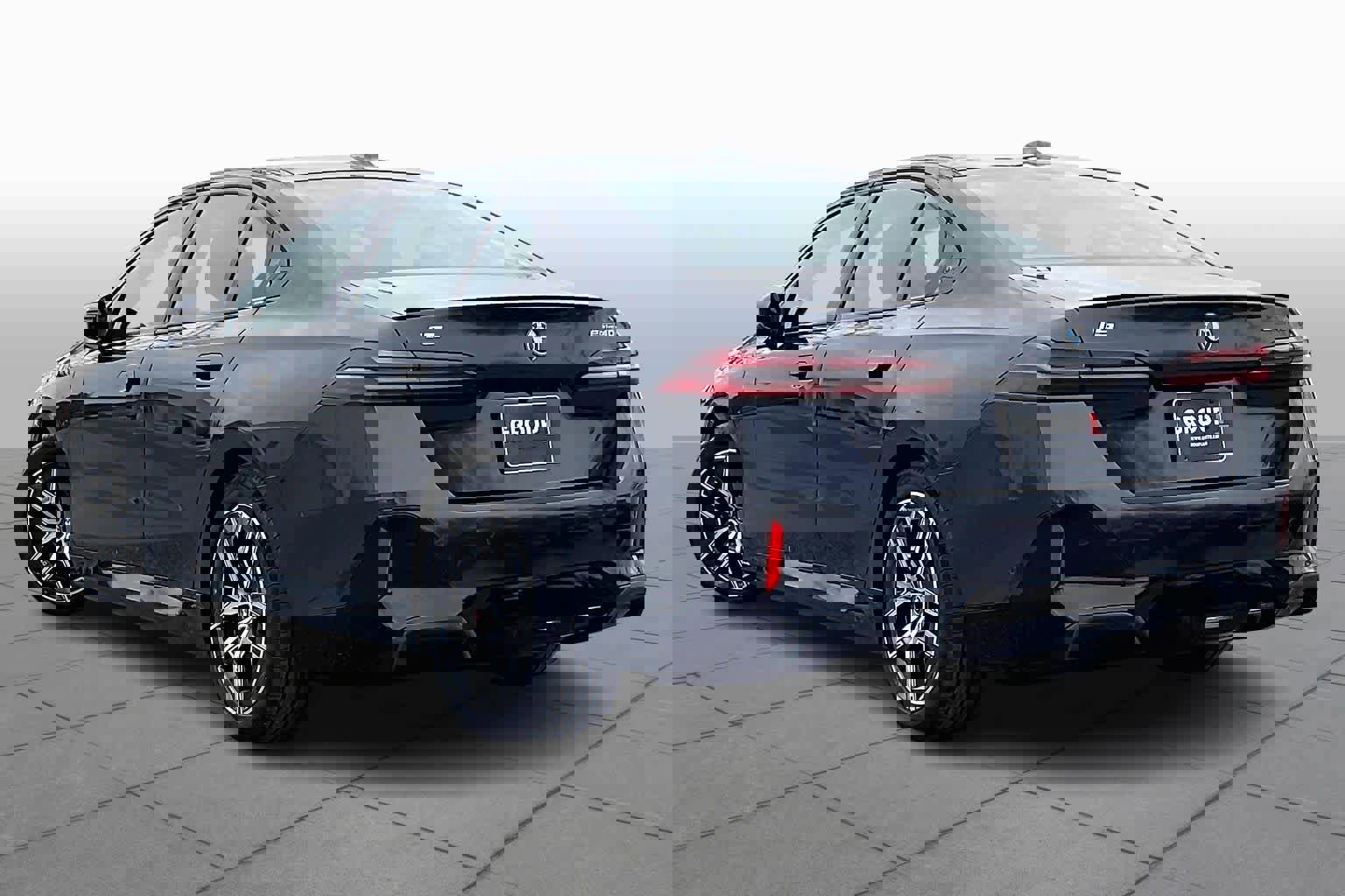 Certified 2024 BMW i5 eDrive40i w/ M Sport Package image 11