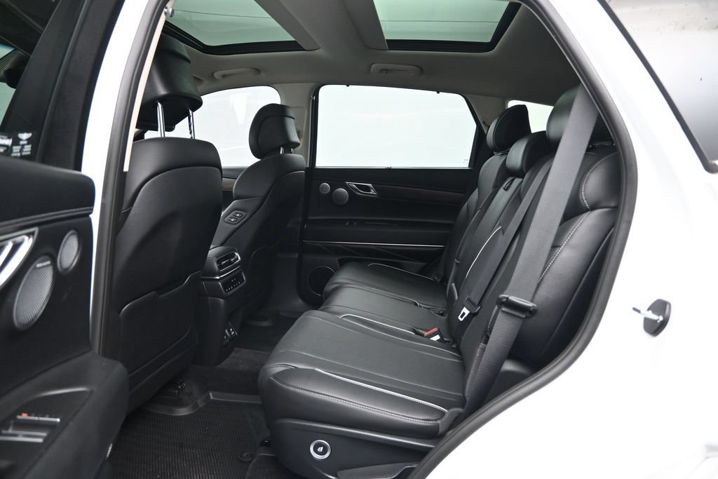 Used 2025 Genesis GV80 2.5T Prestige AWD/4WD image 26