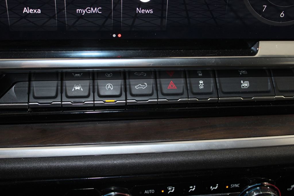 Used 2024 GMC Sierra 1500 SLT image 32