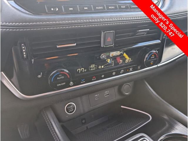 Used 2021 Nissan Rogue Platinum image 21