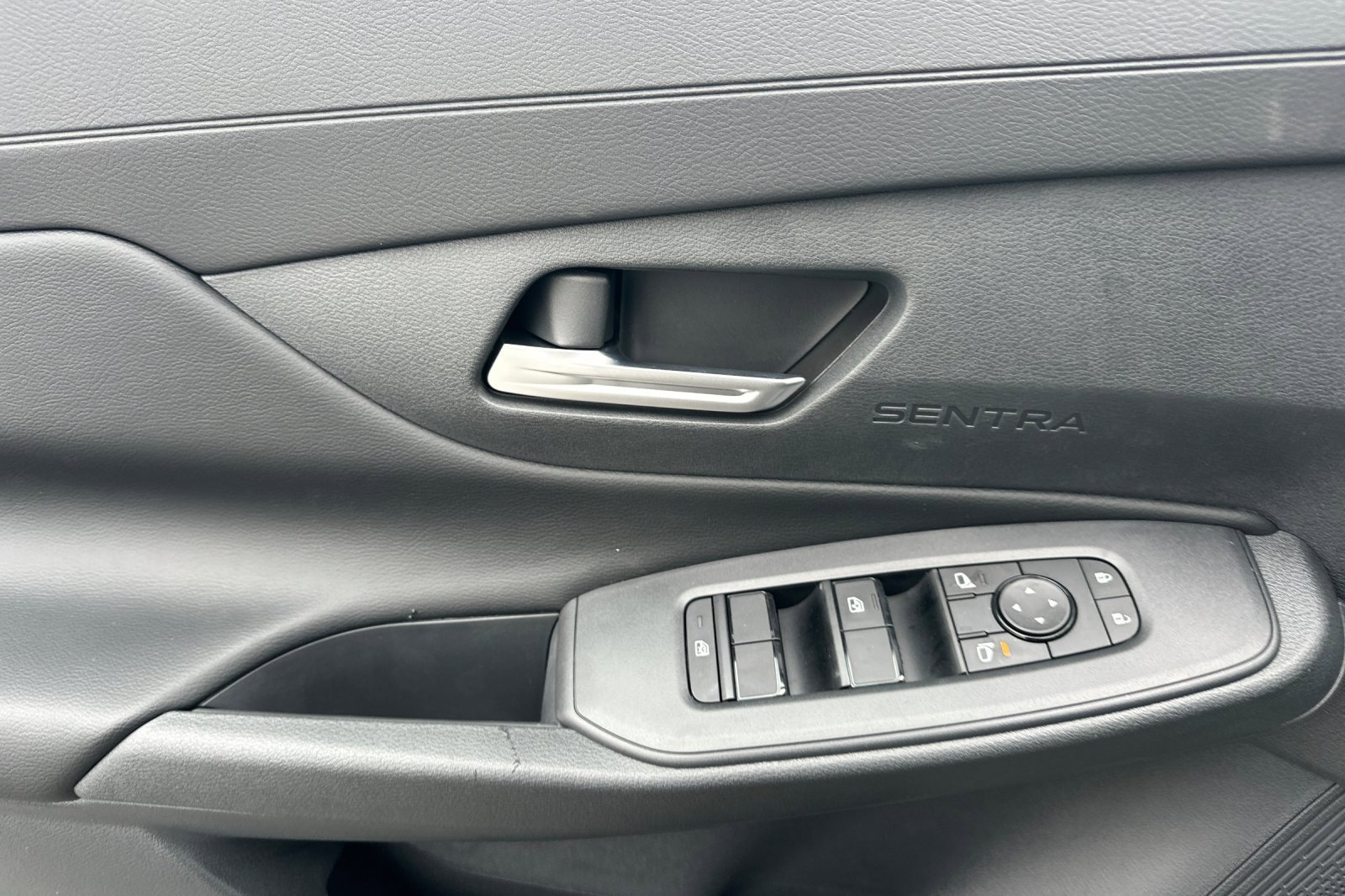New 2026 Nissan Sentra SV w/ SV Convenience Package FWD image 11