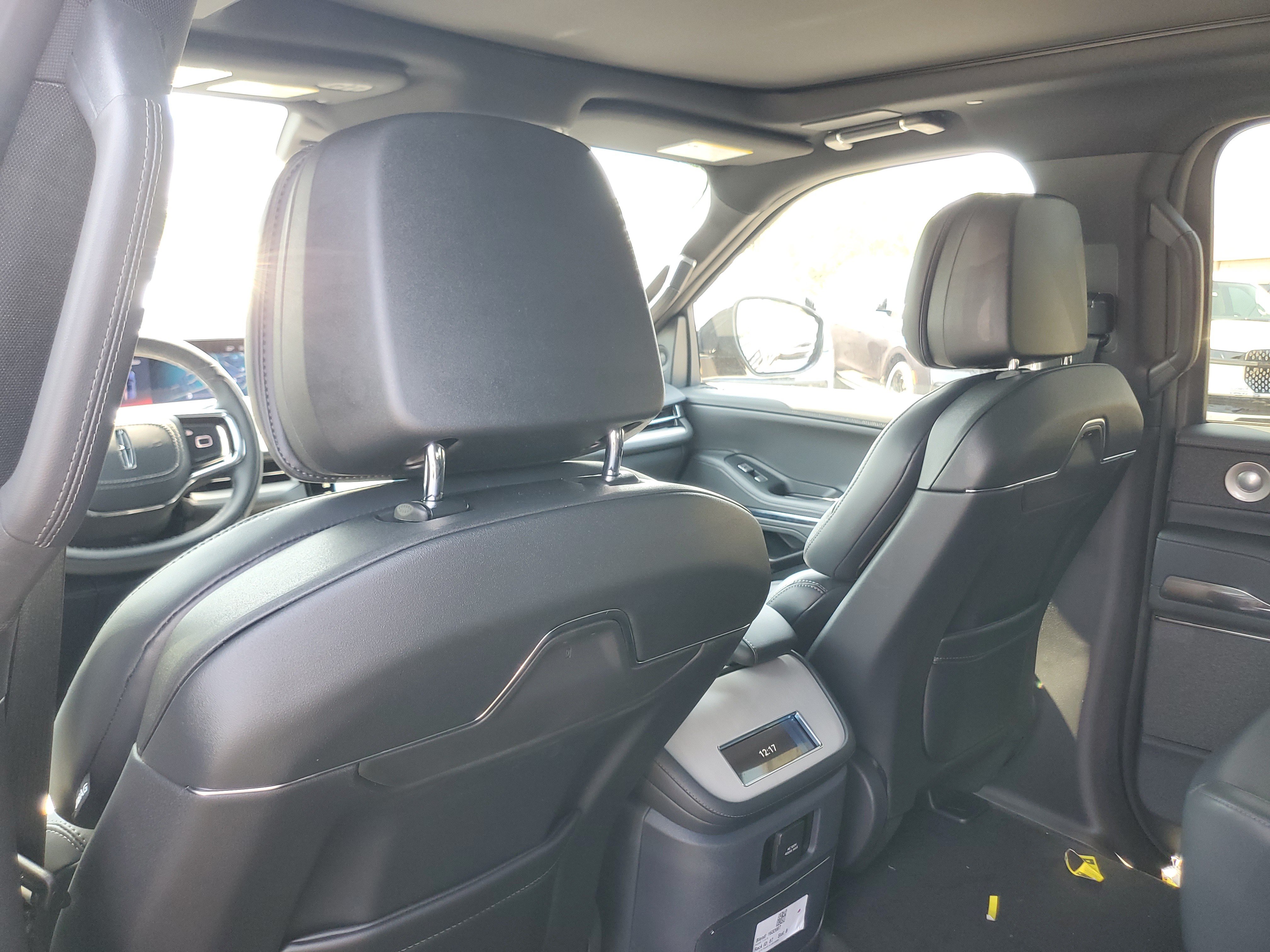 New 2027 Lincoln Navigator L Reserve w/ Jet Appearance Package AWD/4WD image 28