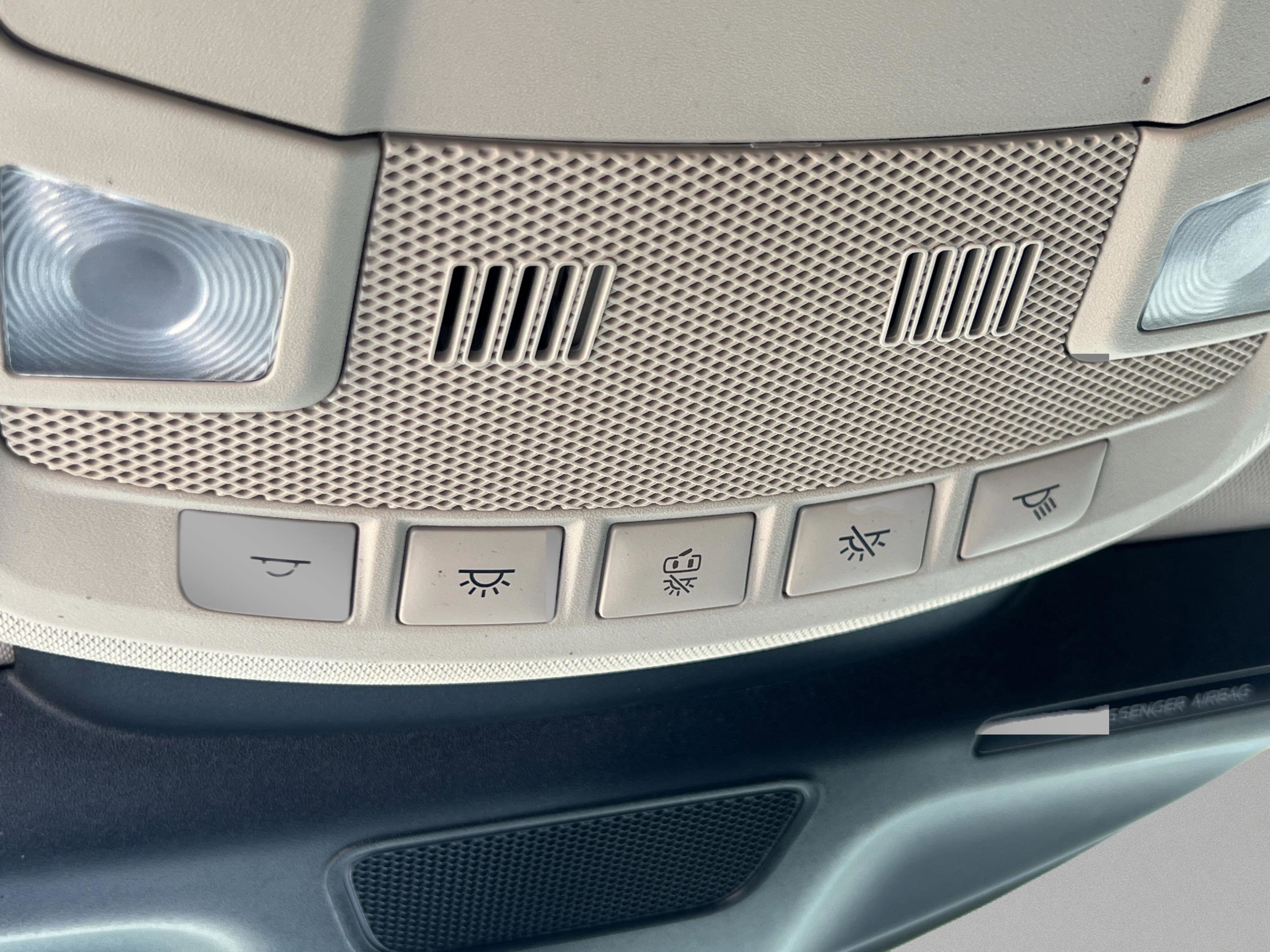 Used 2023 Lincoln Nautilus FWD image 25