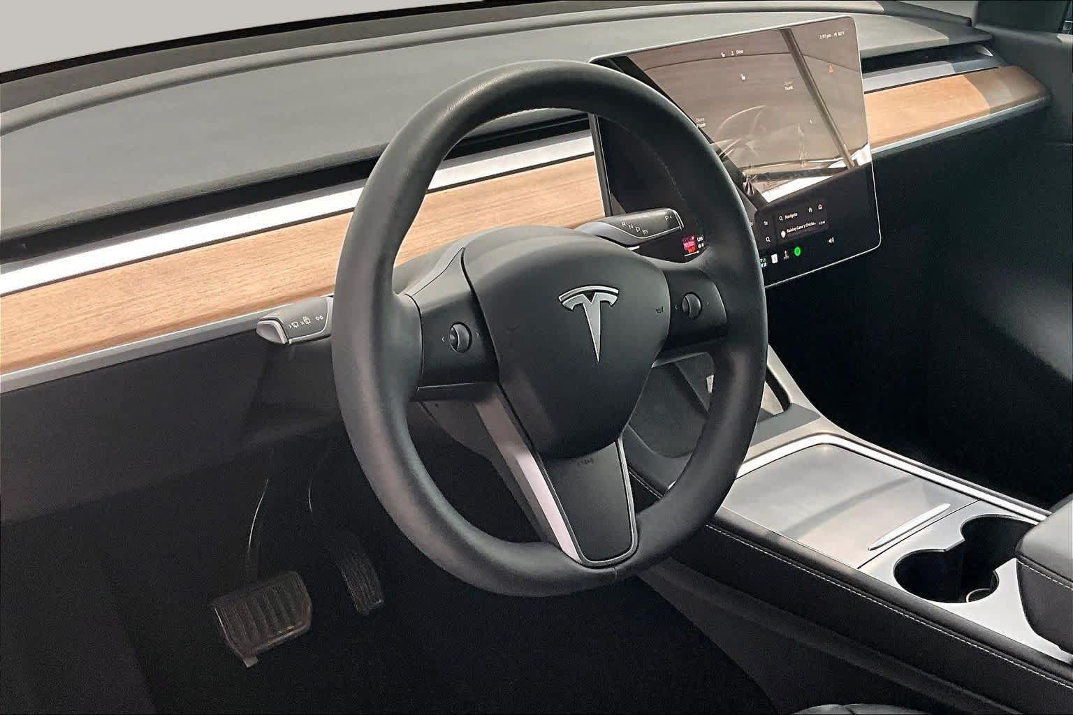 Used 2022 Tesla Model Y Long Range AWD/4WD image 14