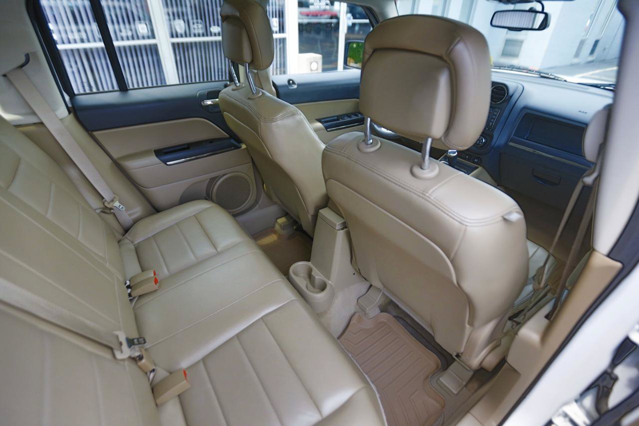 Used 2014 Jeep Patriot Limited w/ Sun/Sound Group AWD/4WD image 17