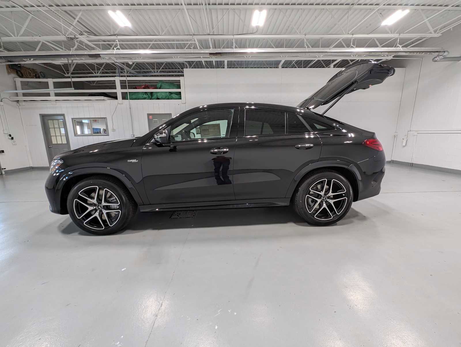 New 2026 Mercedes-Benz GLE 53 AMG 4MATIC Coupe image 10