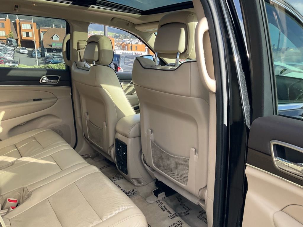 Used 2016 Jeep Grand Cherokee Overland image 47