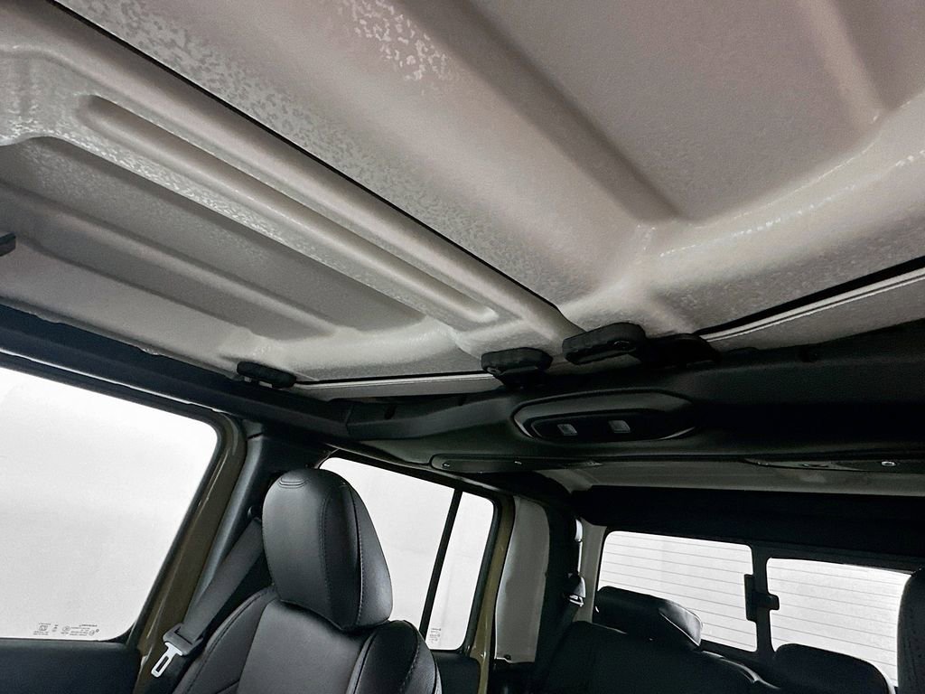 New 2026 Jeep Gladiator Sport image 14