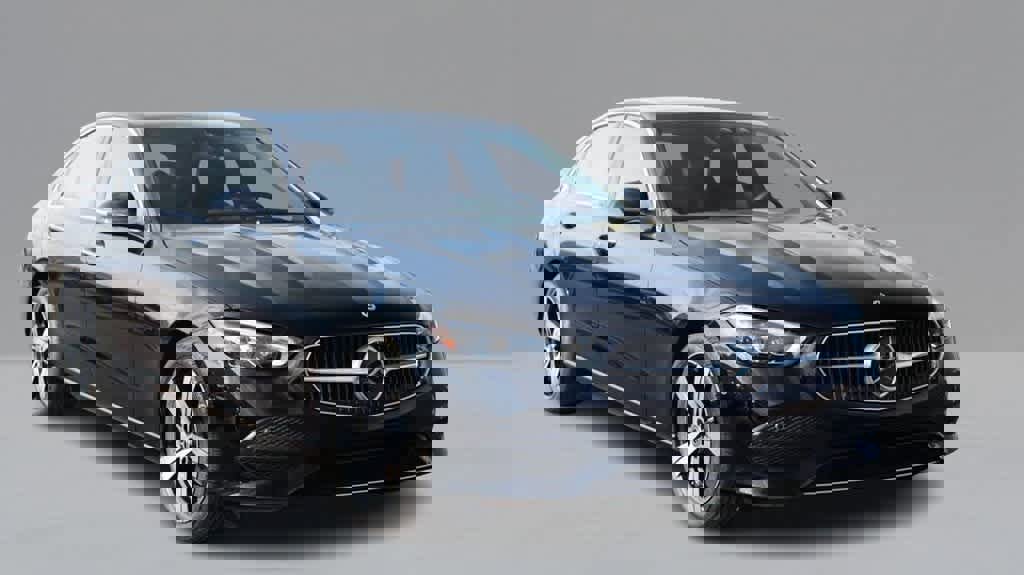 Certified 2025 Mercedes-Benz C 300 Sedan image 3