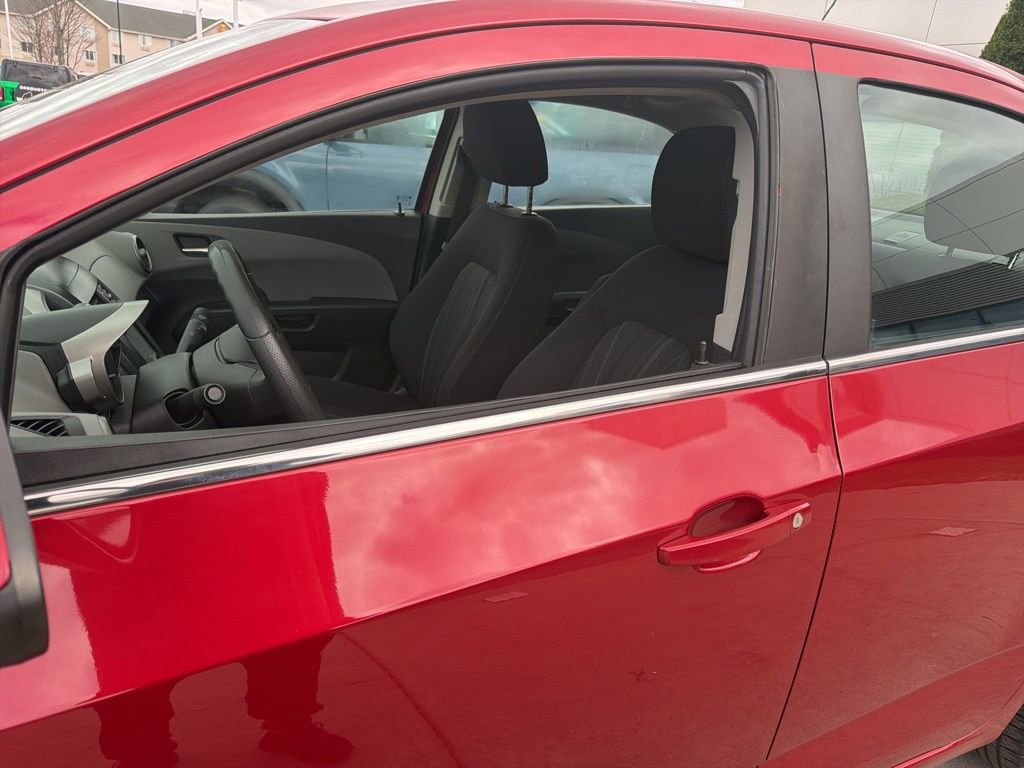 Used 2015 Chevrolet Sonic LT w/ Wheels and Fog Lamp Package image 7