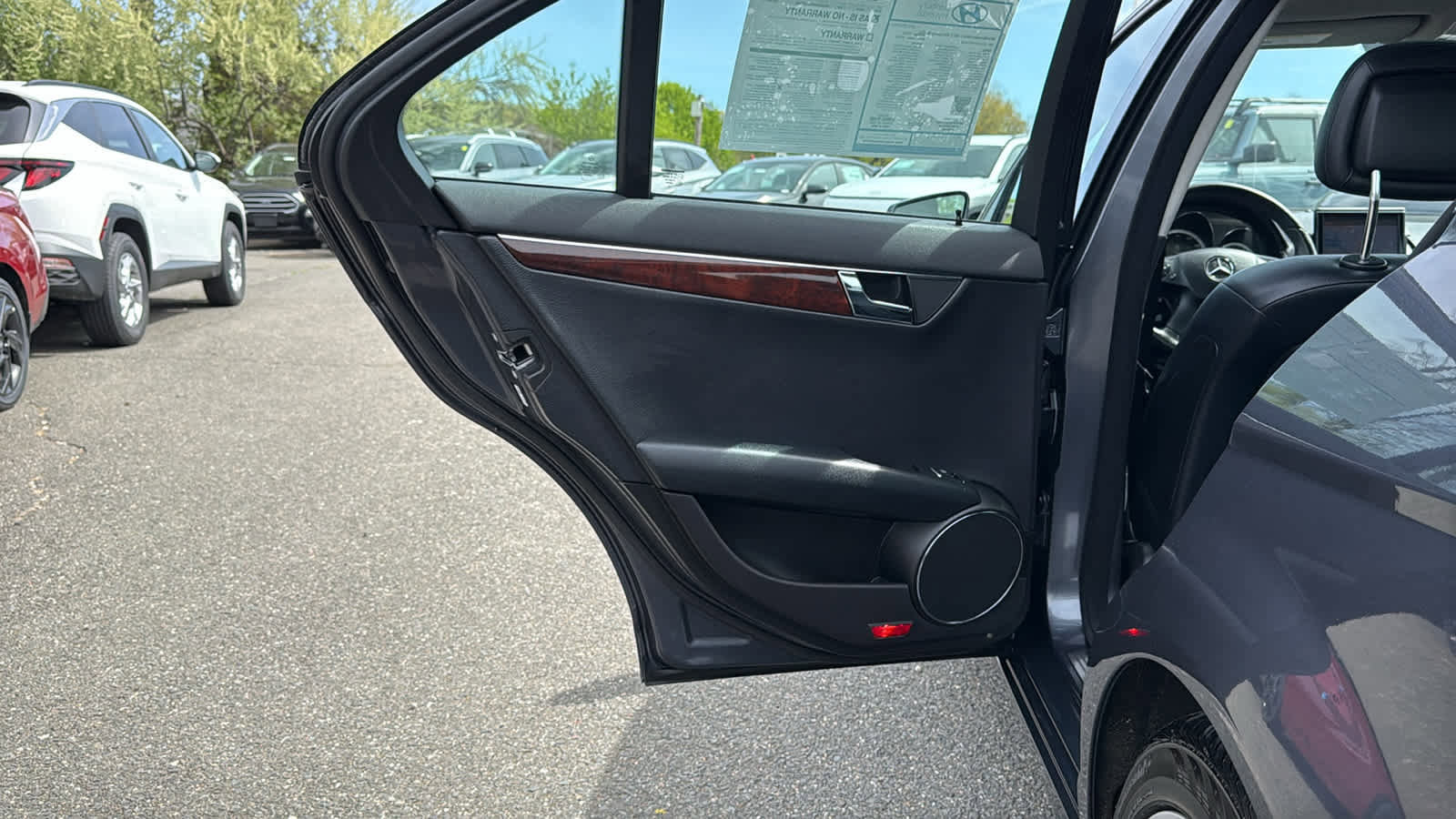 Used 2010 Mercedes-Benz C 300 4MATIC Sedan image 22