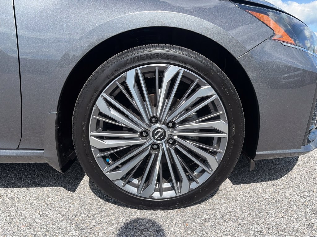 Certified 2025 Nissan Altima 2.5 SL FWD image 48