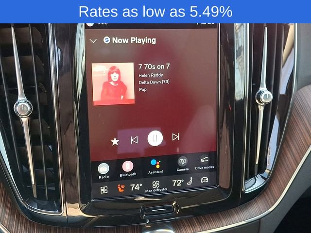 Certified 2022 Volvo XC60 B5 Momentum w/ Climate Package image 22