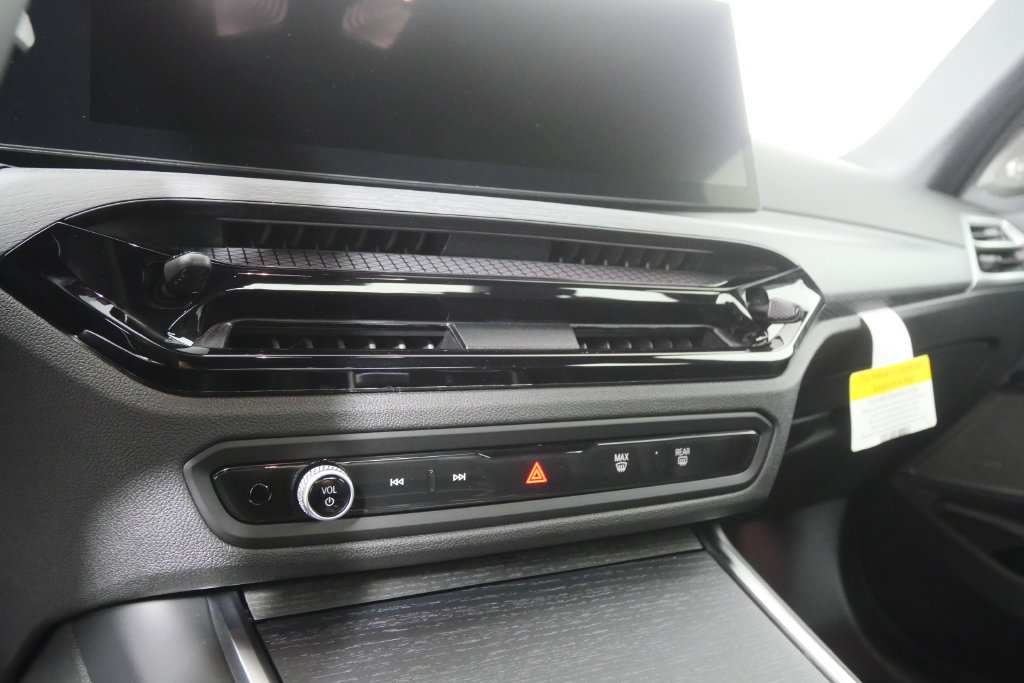 New 2026 BMW 330i Sedan w/ Premium Package RWD image 19