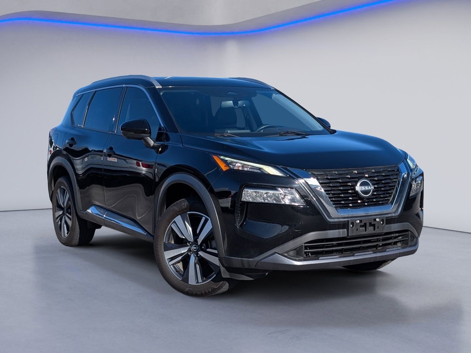 Used 2023 Nissan Rogue SL image 3