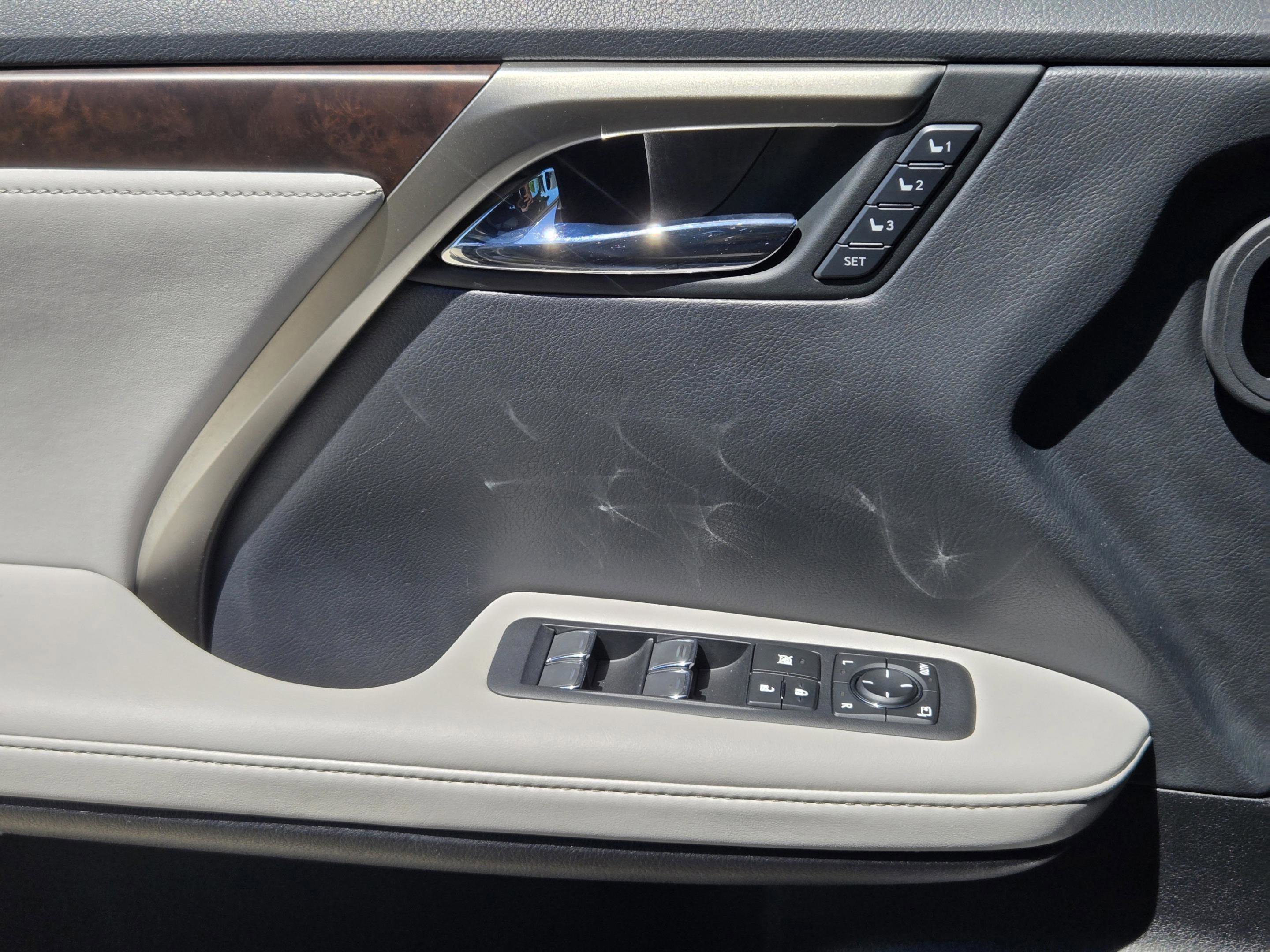 Used 2020 Lexus RX 350 Premium w/ Premium Package image 18