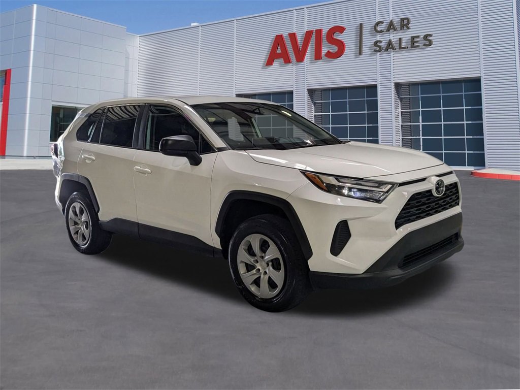Used 2023 Toyota RAV4 LE image 3