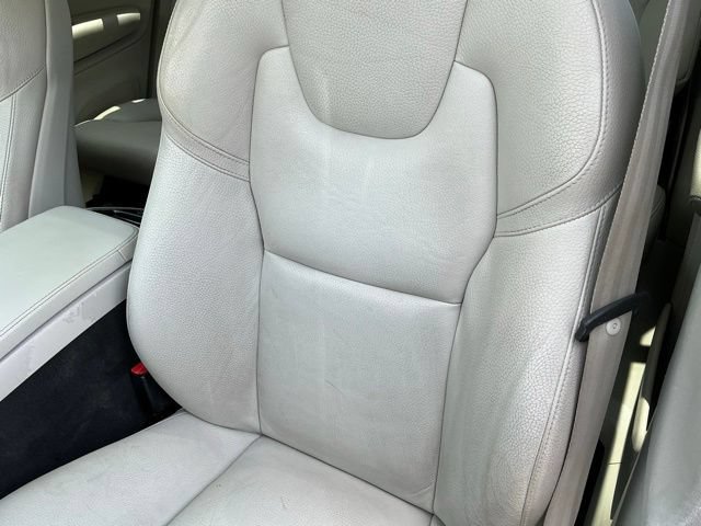 Used 2019 Volvo XC90 T6 Momentum w/ Advanced Package AWD/4WD image 15