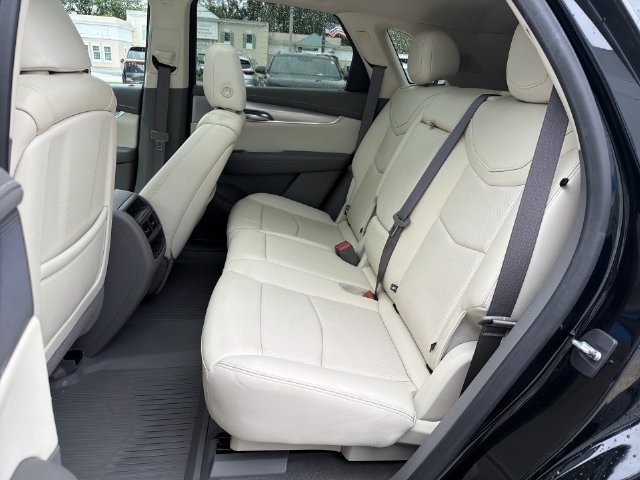 Used 2020 Cadillac XT5 Premium Luxury AWD/4WD image 25