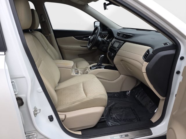 Used 2019 Nissan Rogue SV w/ Premium Package AWD/4WD image 37