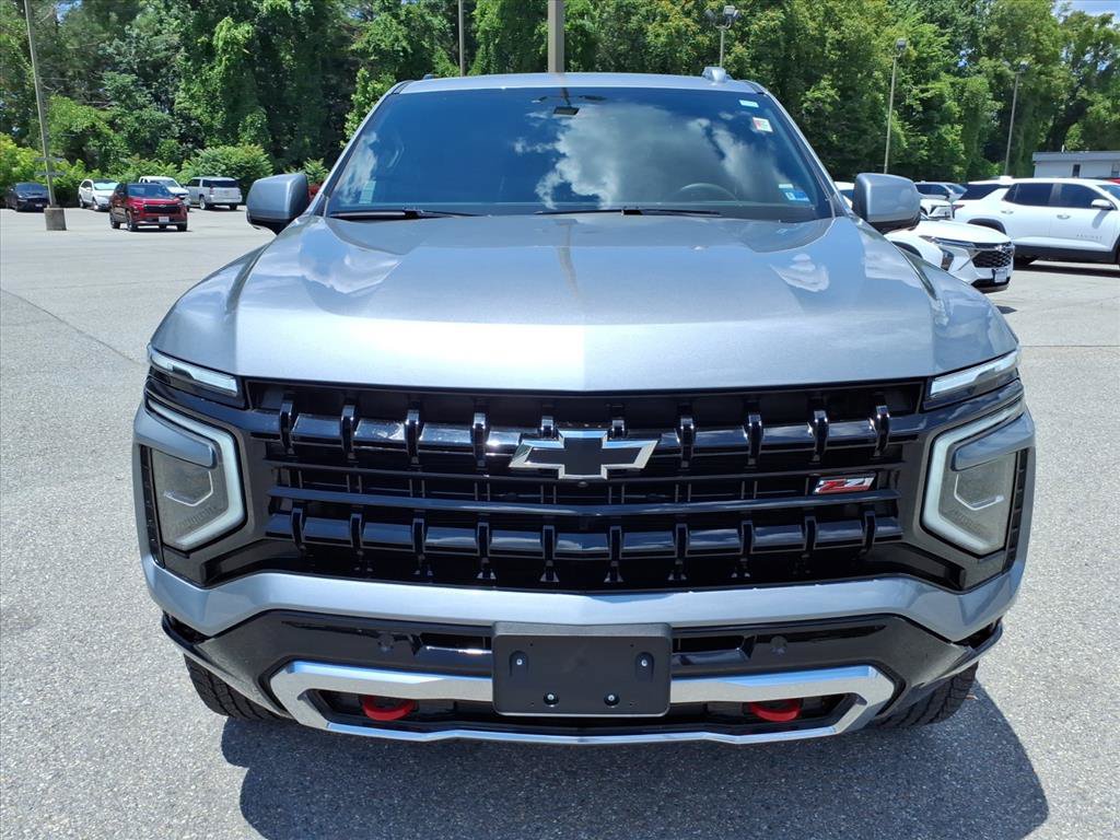 Certified 2025 Chevrolet Suburban Z71 AWD/4WD image 9