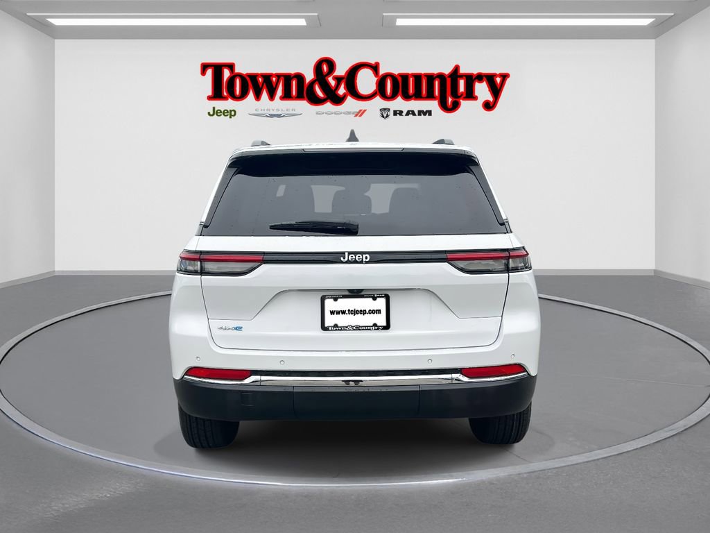 Used 2024 Jeep Grand Cherokee Limited 4xe image 6