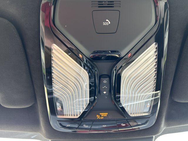 Used 2022 BMW X7 M50i AWD/4WD image 13