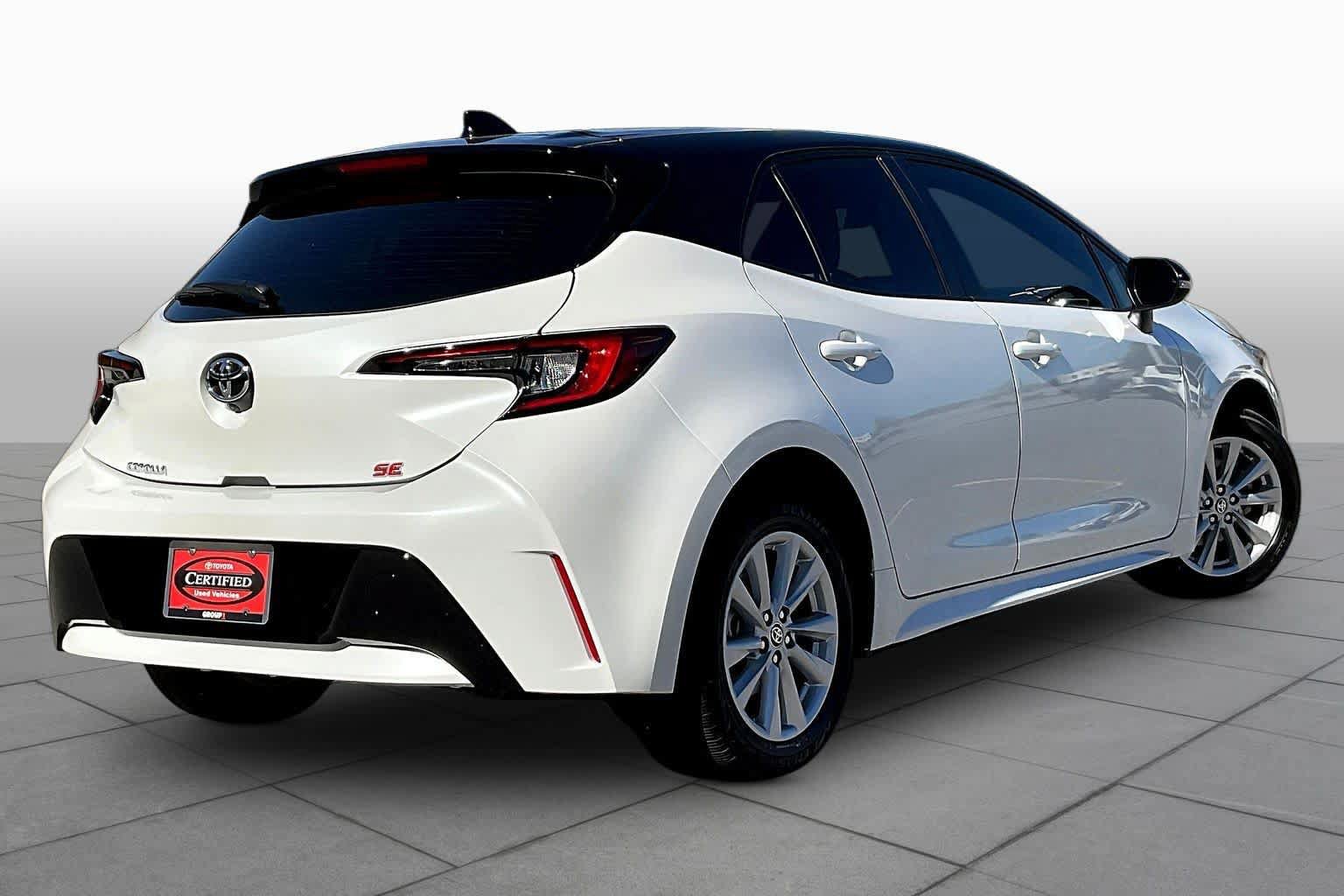 Used 2026 Toyota Corolla SE FWD image 13