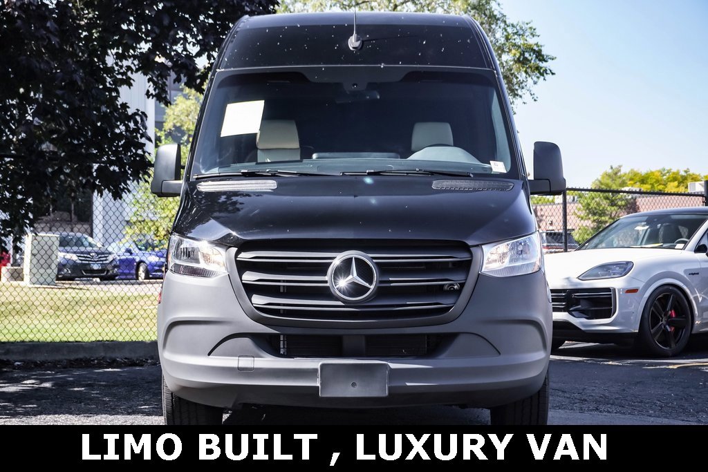 Used 2023 Mercedes-Benz Sprinter 2500 image 5