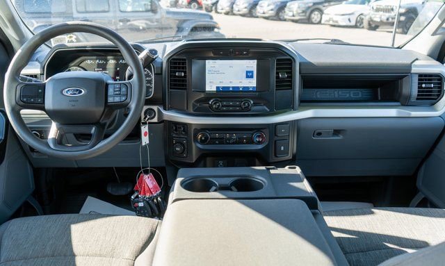 Used 2022 Ford F150 XL w/ Trailer Tow Package image 12