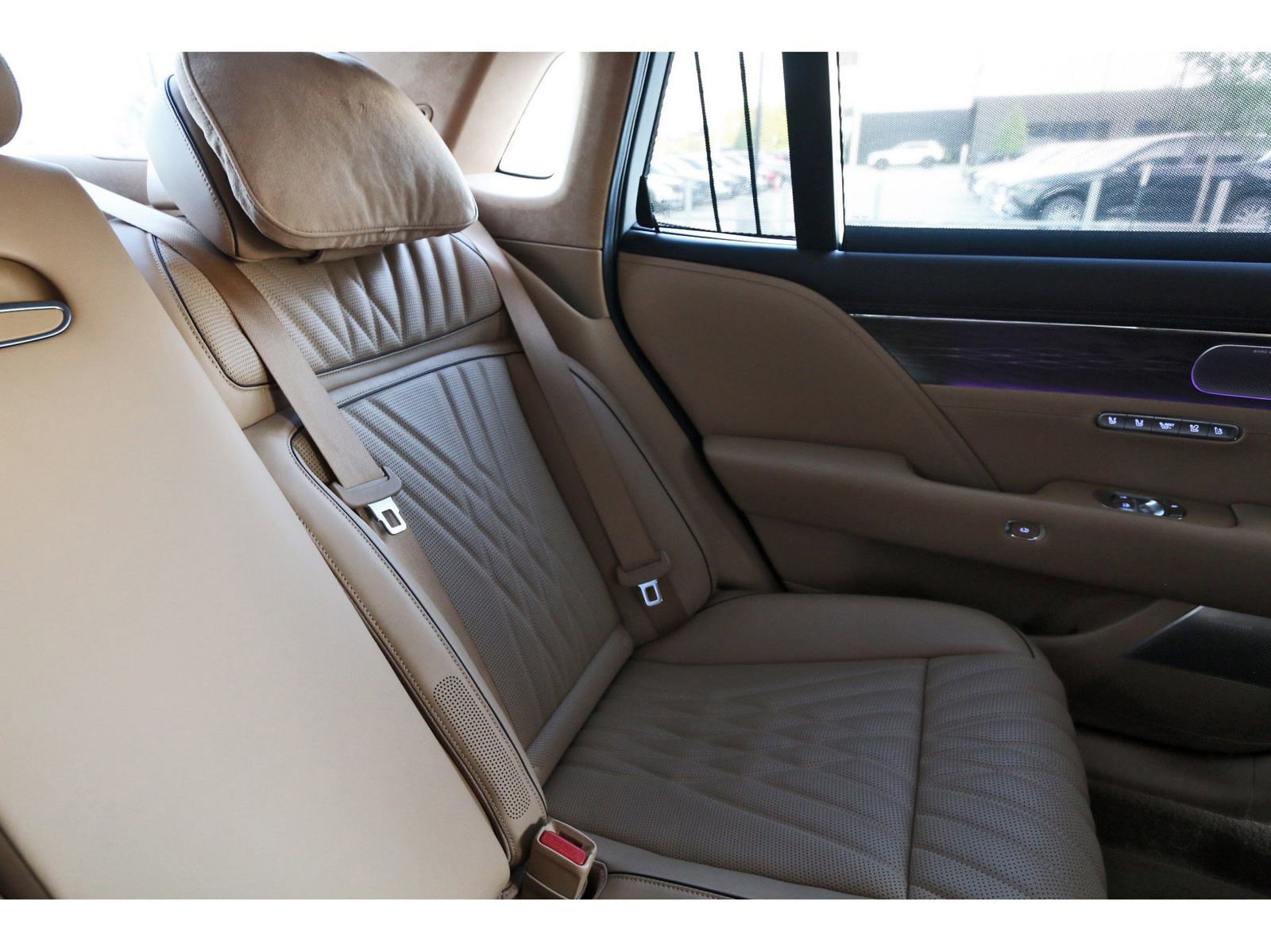 Used 2025 Genesis G90 3.5T image 14