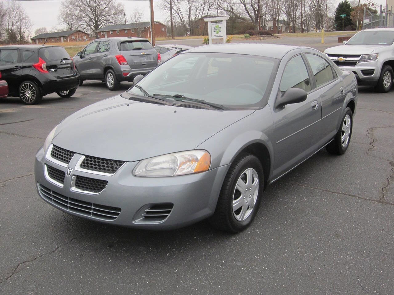 Used 2006 Dodge Stratus SXT image 2