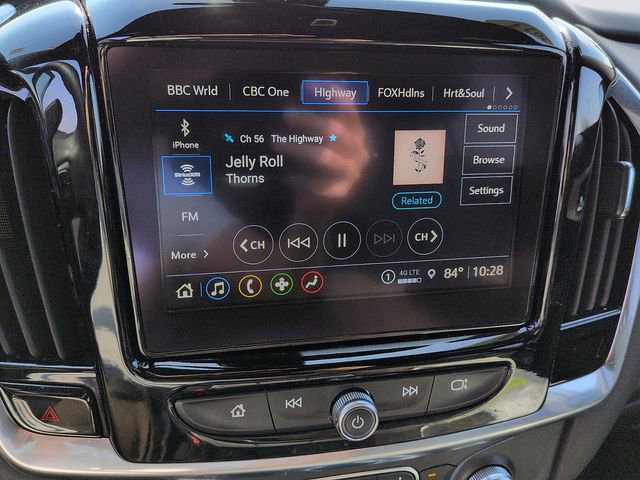 Used 2023 Chevrolet Traverse LT image 20