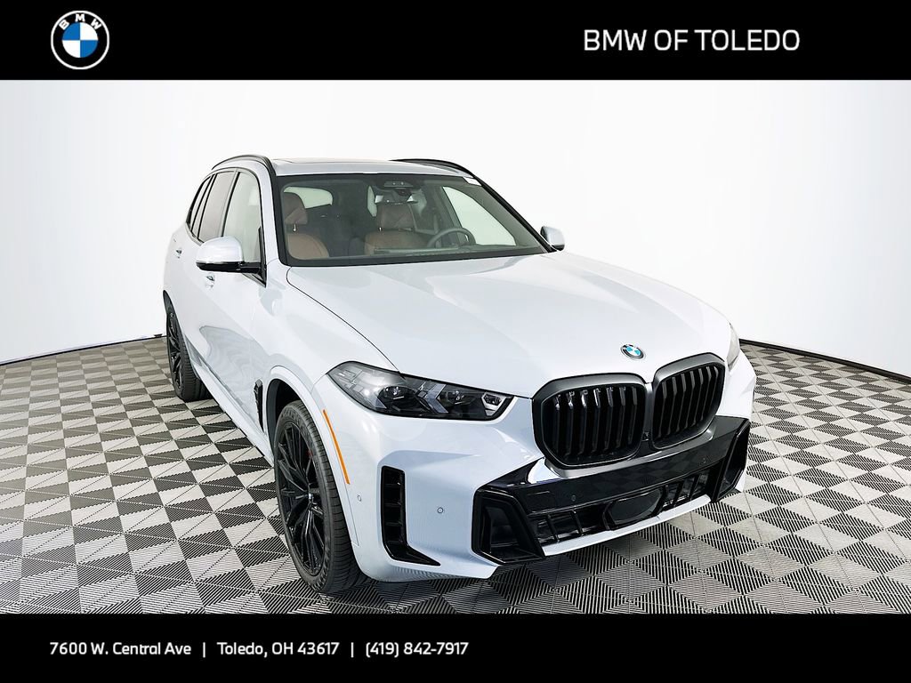 New 2026 BMW X5 xDrive40i w/ M Sport Package 360° Tour