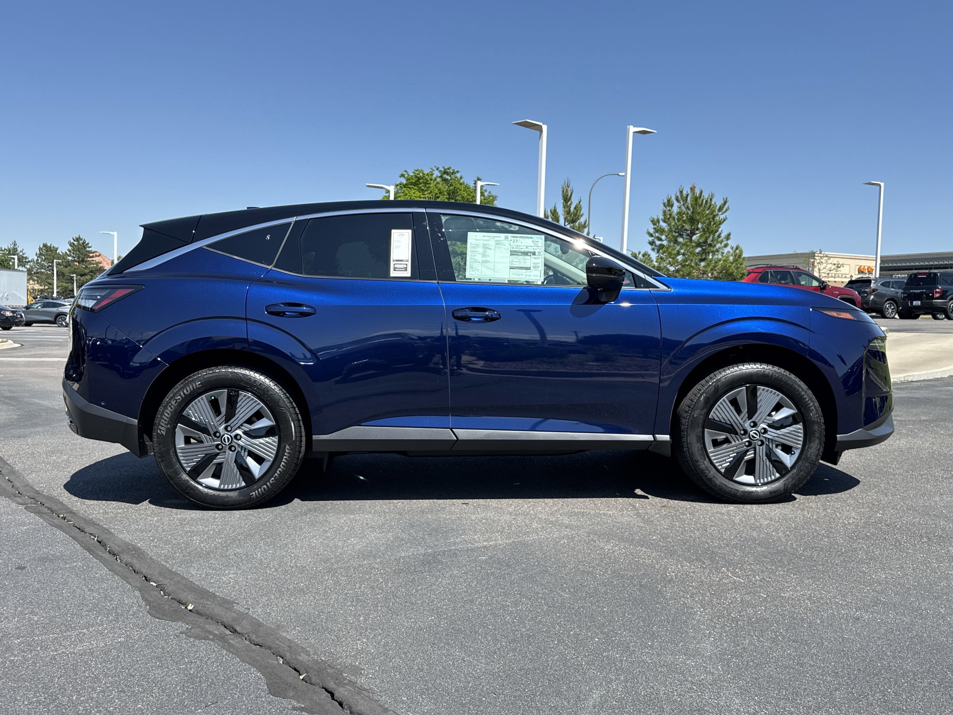 New 2025 Nissan Murano SL w/ Cargo Package image 2