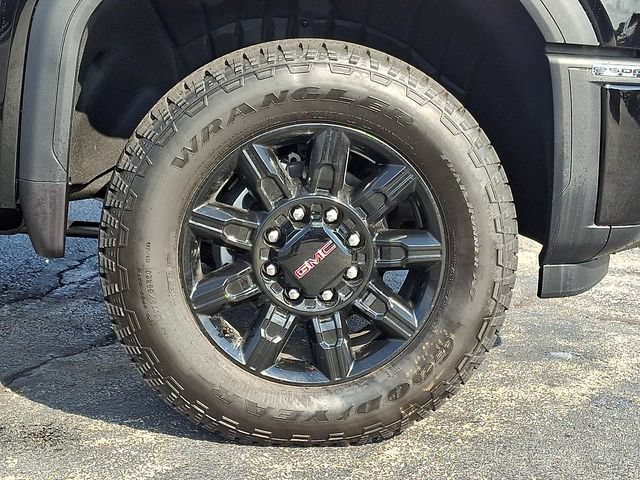New 2026 GMC Sierra 2500 AT4 w/ AT4 Premium Plus Package AWD/4WD image 5