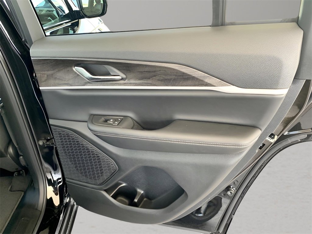 New 2025 Jeep Grand Cherokee Limited w/ Trailer Tow Package image 27