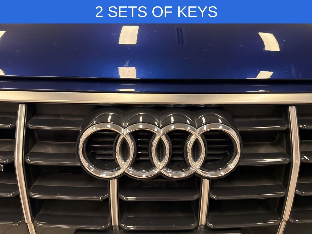 Used 2023 Audi Q5 2.0T Premium w/ Convenience Package image 3