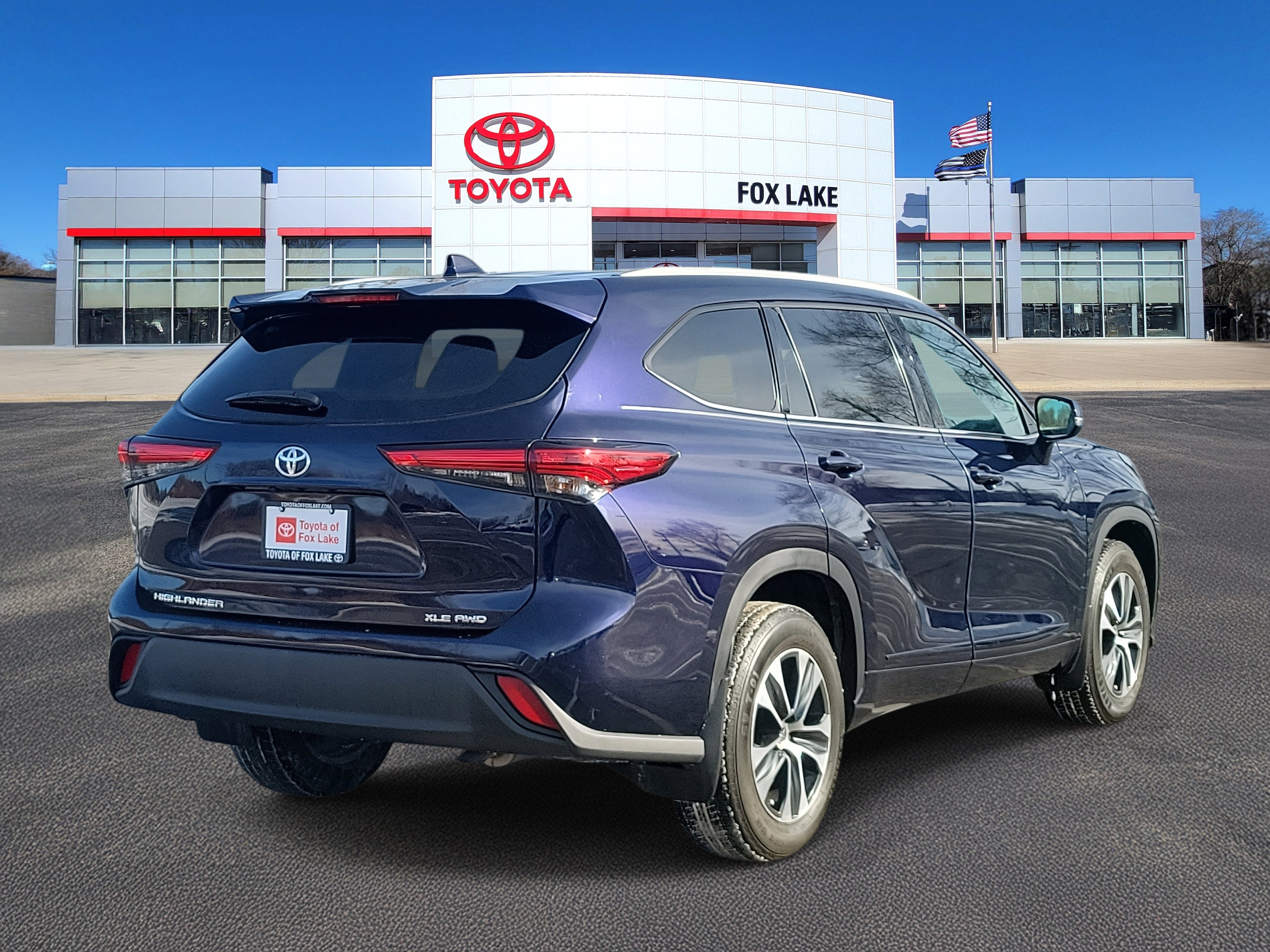 Used 2022 Toyota Highlander XLE image 4